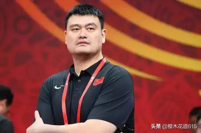 NG体育-姚明在社交媒体上分享自家篮球故事，网友纷纷点赞