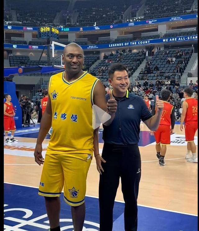 NG体育-澳大利亚篮球职业联赛再掀热潮，球迷狂热支持
